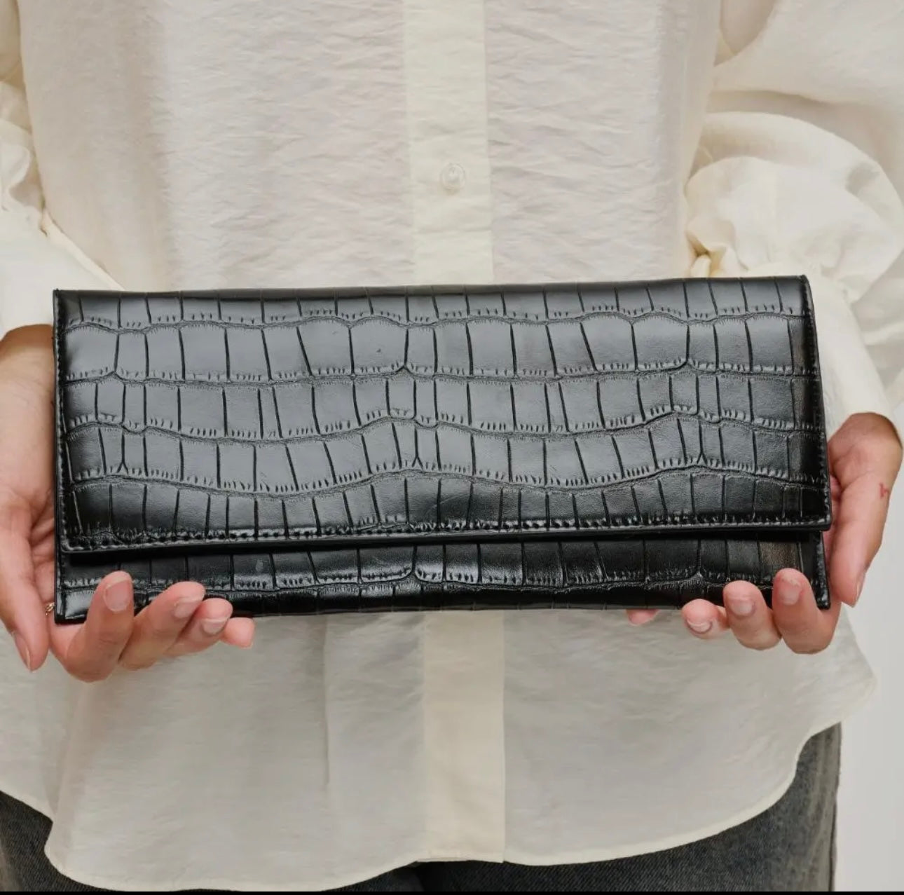 Adelle Clutch
