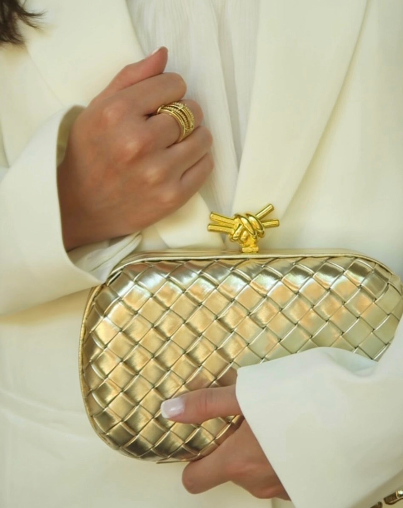 Bonsoir Woven Clutch