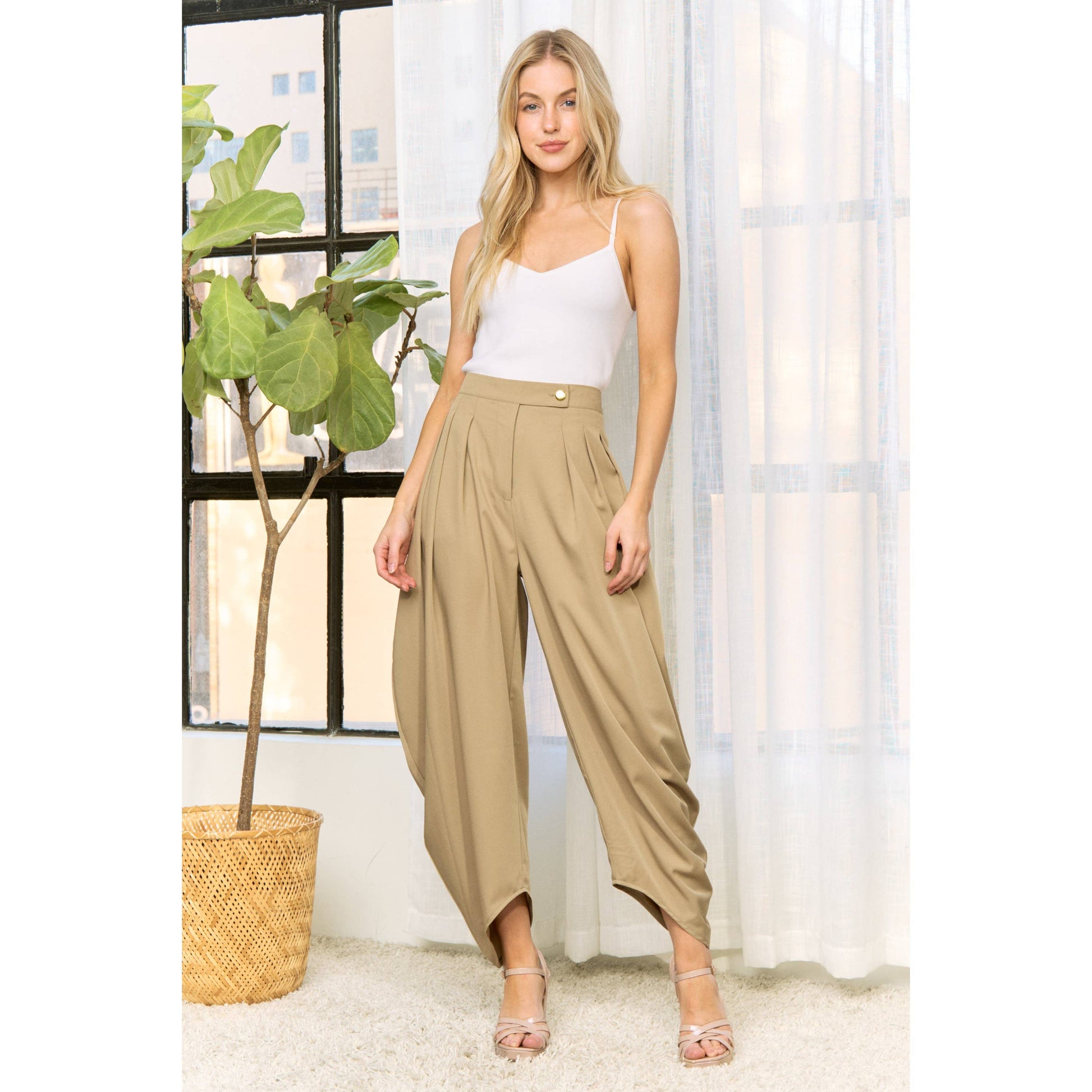 Sarah Pant
