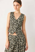 Amelie Vest