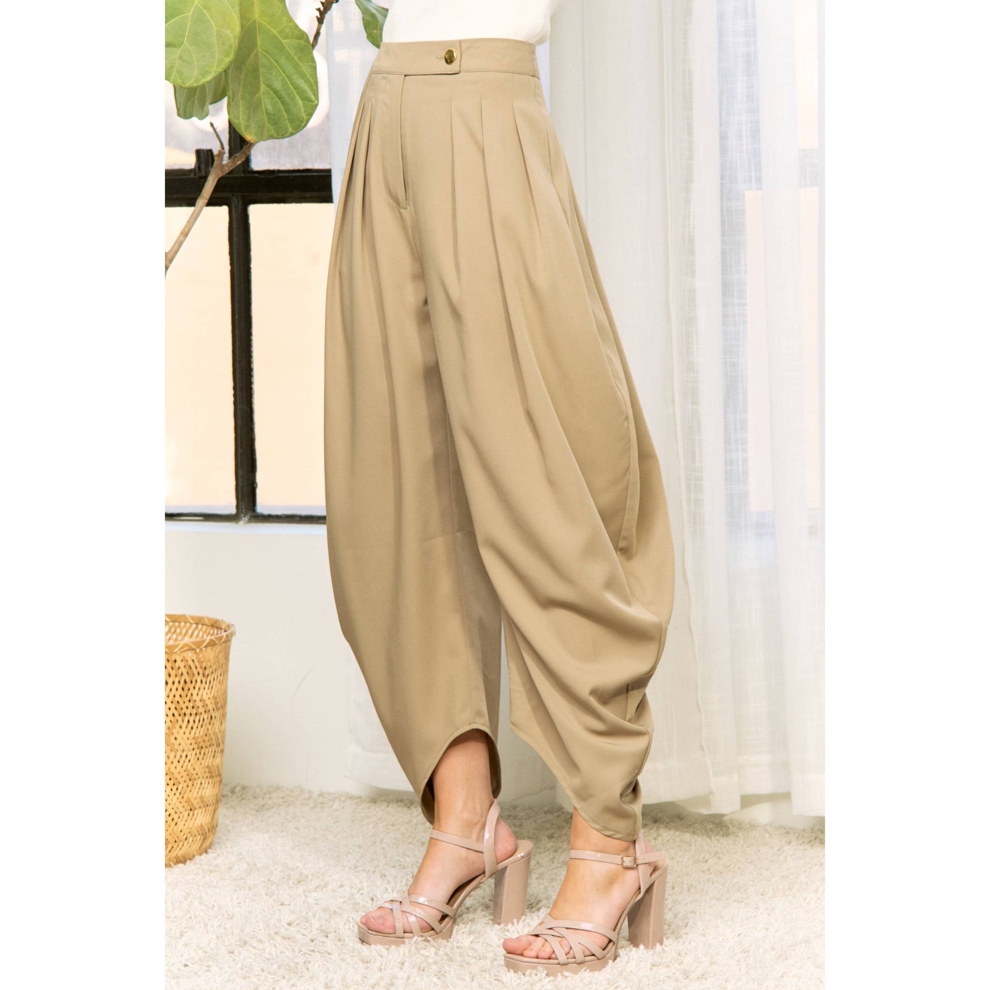 Sarah Pant