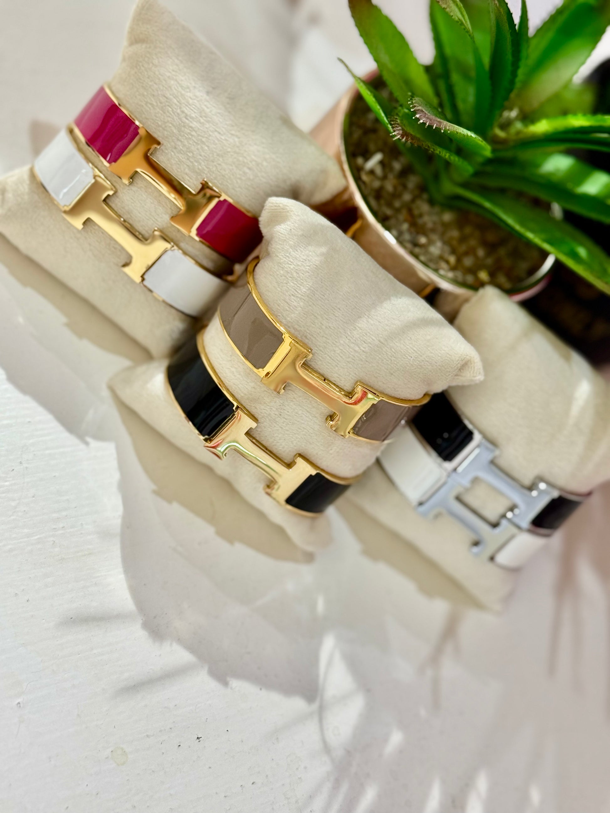 H Bracelet