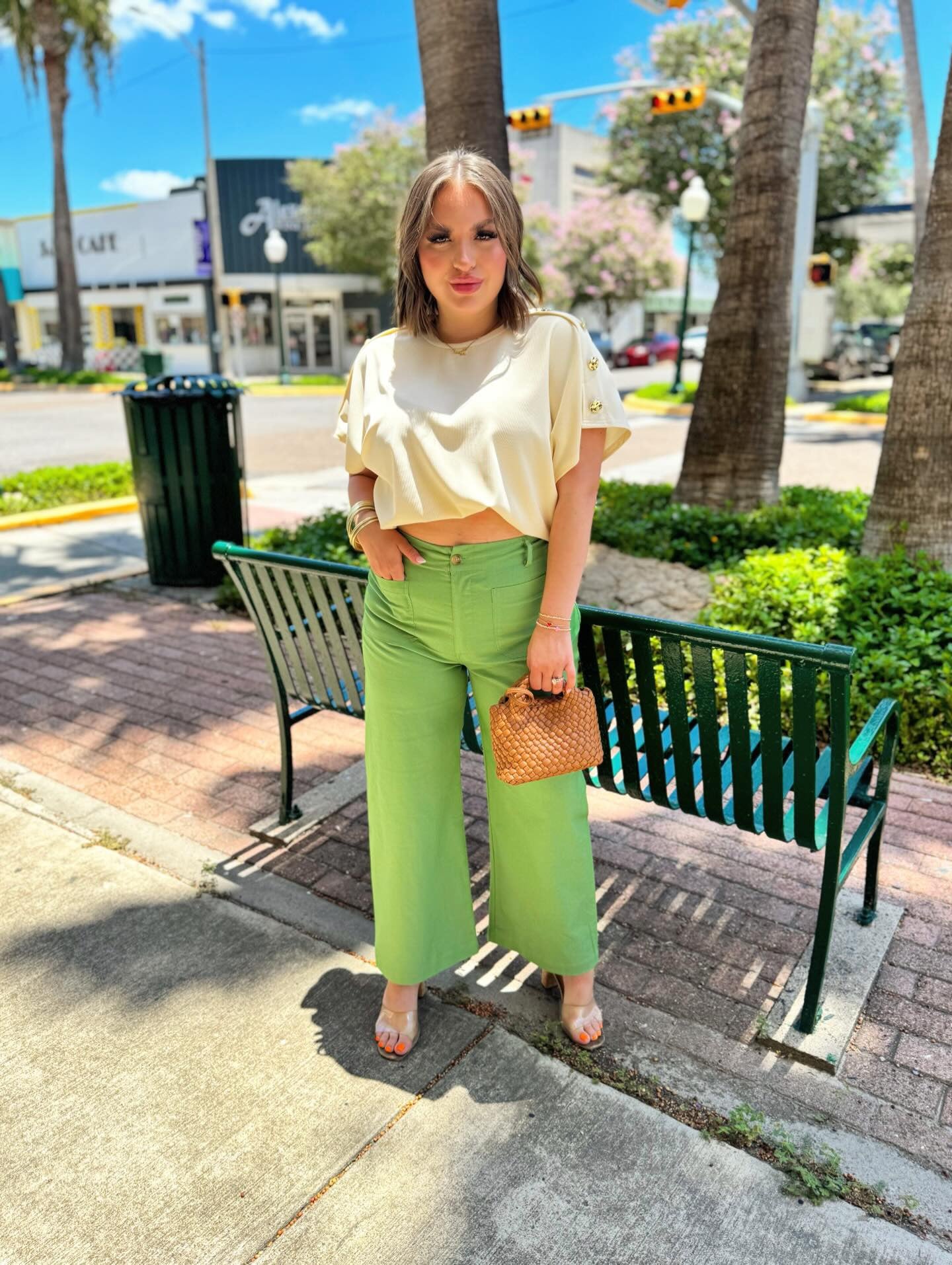 Genelle Pant
