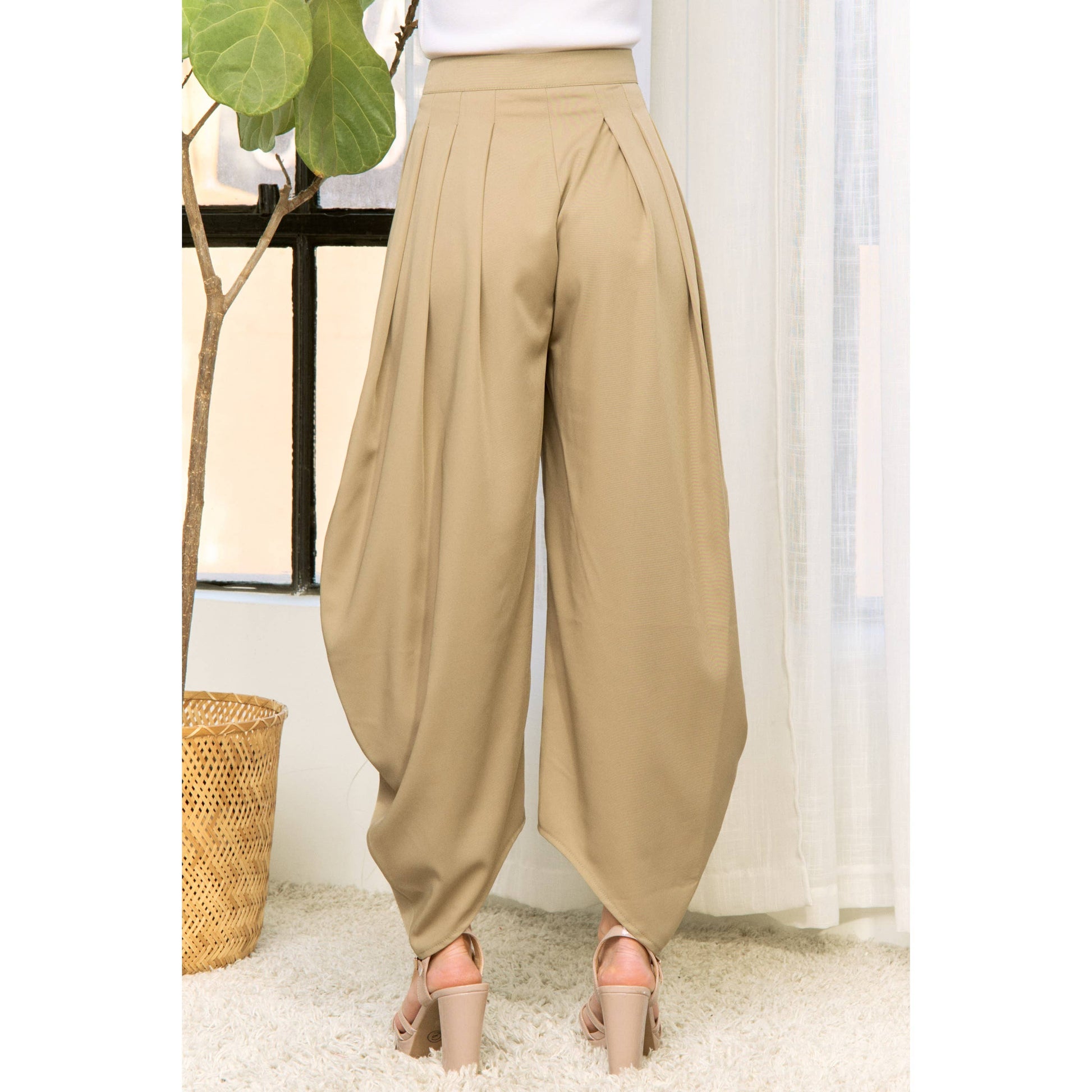 Sarah Pant
