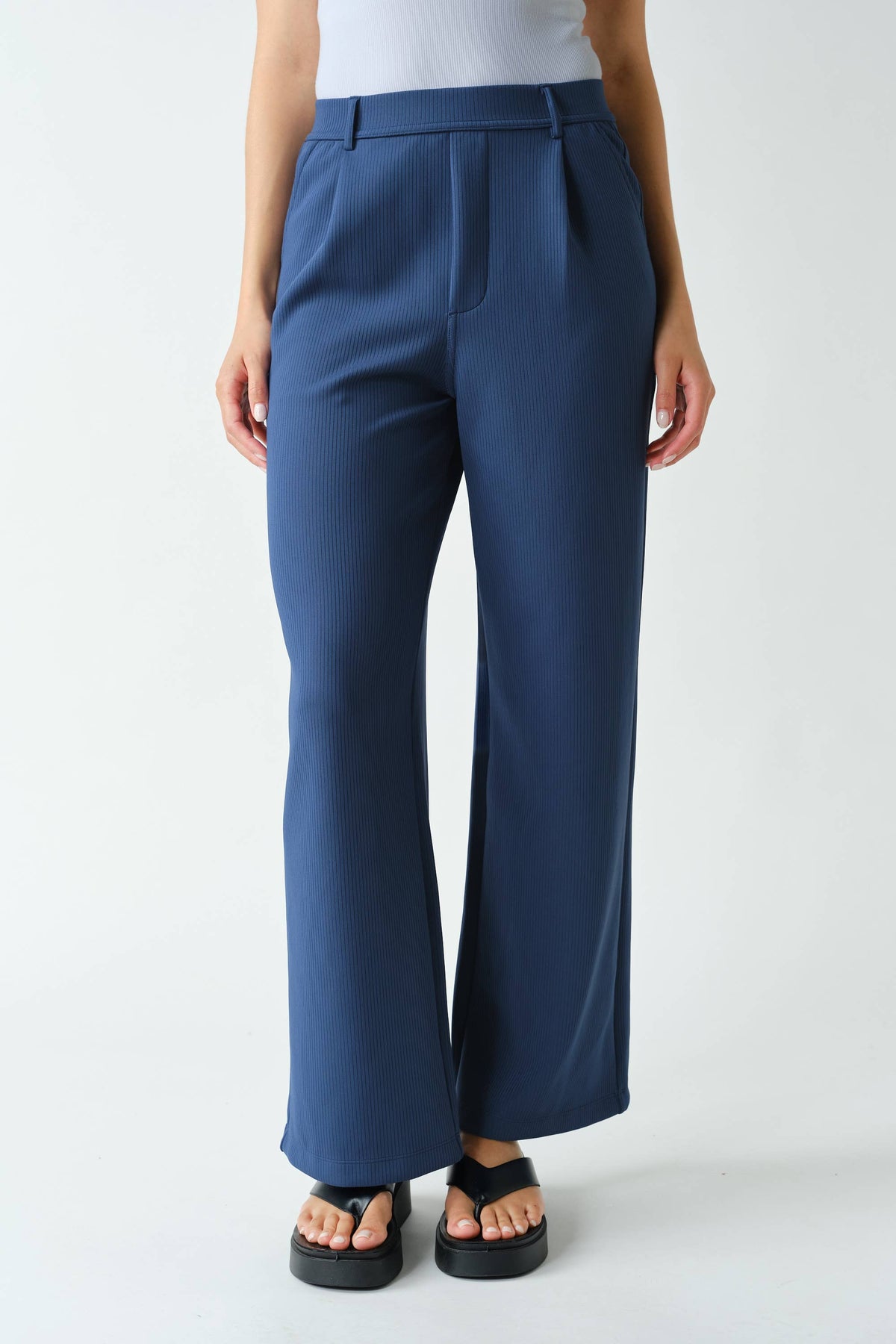 Ease Trouser